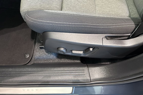 Volvo XC40 20 of 30