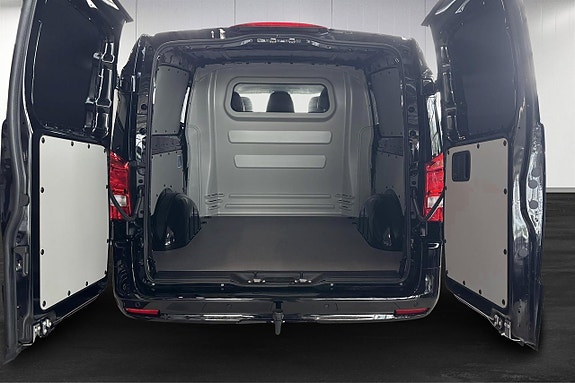 Mercedes-Benz Vito 119 18 of 20