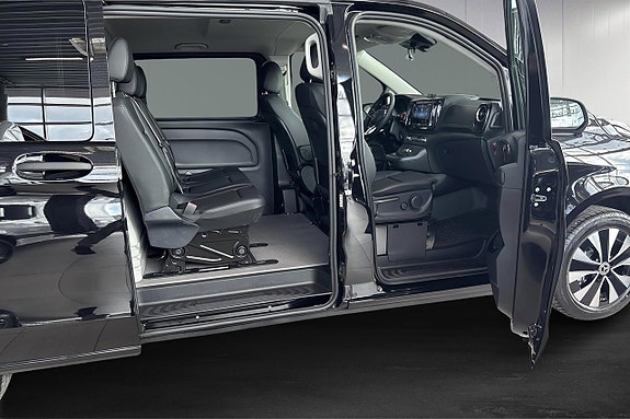 Mercedes-Benz Vito 119 14 of 20