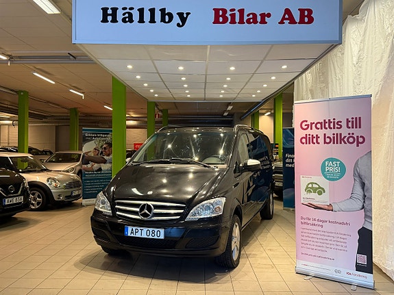 Mercedes-Benz Viano 2 of 12