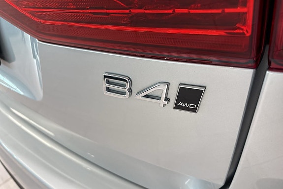 Volvo XC60 12 of 26