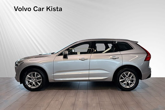 Volvo XC60 3 of 26