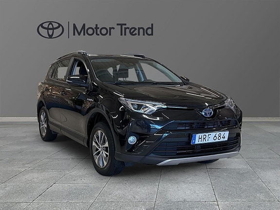 Toyota RAV4 6 of 11