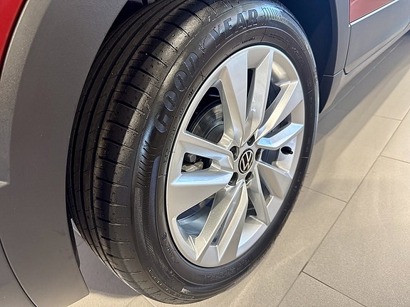 Volkswagen T-Cross 8 of 14