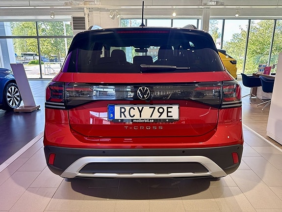 Volkswagen T-Cross 6 of 14