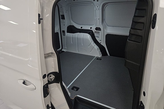 Volkswagen Caddy 8 of 11