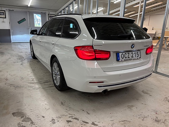 BMW 318d 4 of 18