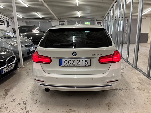 BMW 318d 6 of 18