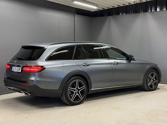 Mercedes-Benz E400 d 4 of 15
