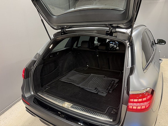 Mercedes-Benz E400 d 15 of 15