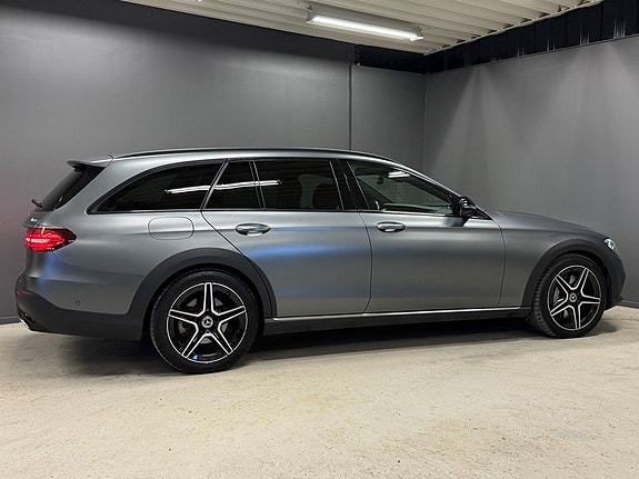 Mercedes-Benz E400 d 5 of 15