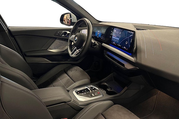 BMW 120 6 of 18