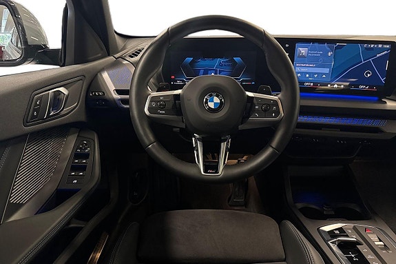 BMW 120 9 of 18