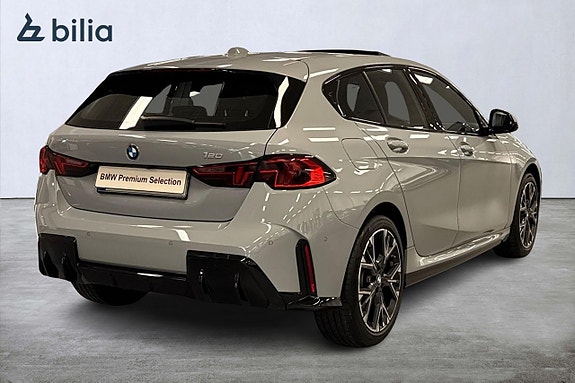 BMW 120 16 of 18