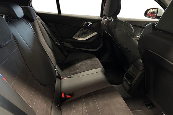 BMW 120 7 of 18
