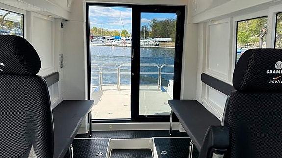 Paragon 31 Cabin/2 x Volvo Penta 350 hk/2017/8 928 kr/mån 3 of 7