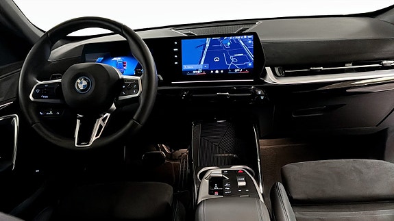 BMW X1 4 of 9