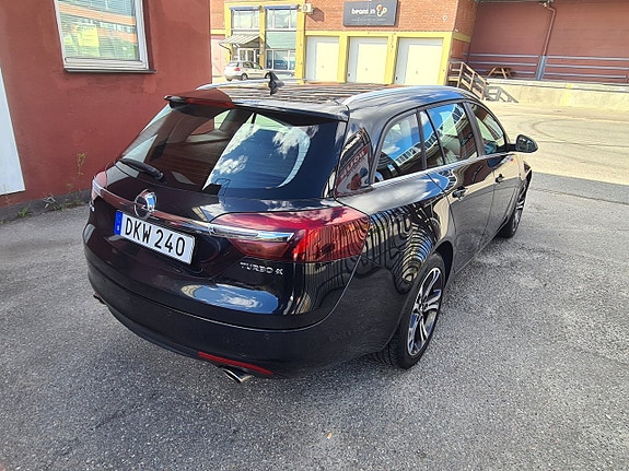 Opel Insignia 4 of 16