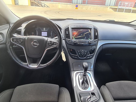 Opel Insignia 8 of 16