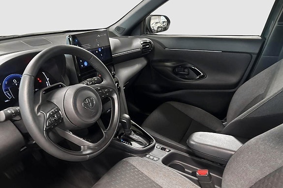 Toyota Yaris Cross 8 of 15
