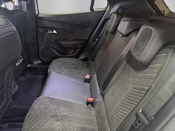 Peugeot 2008 7 of 9