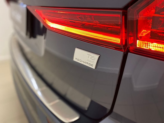 Volvo XC60 8 of 28