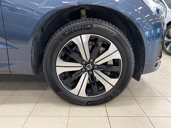 Volvo XC60 6 of 28