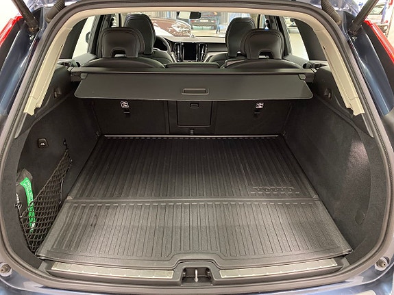 Volvo XC60 18 of 28