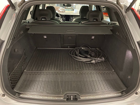 Volvo XC60 19 of 27