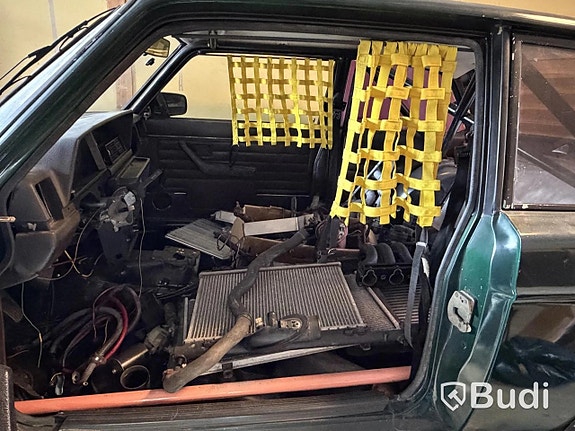 Volvo 242 20 of 27