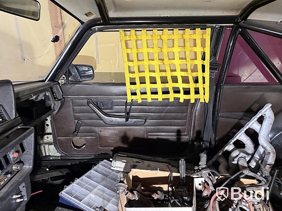 Volvo 242 12 of 27