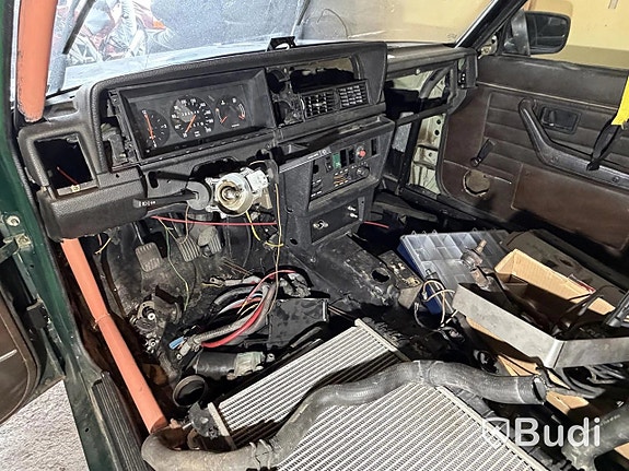 Volvo 242 11 of 27