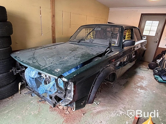 Volvo 242 8 of 27