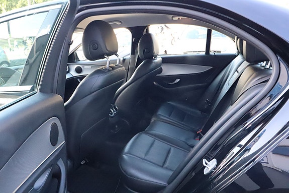 Mercedes-Benz E220 d 8 of 11
