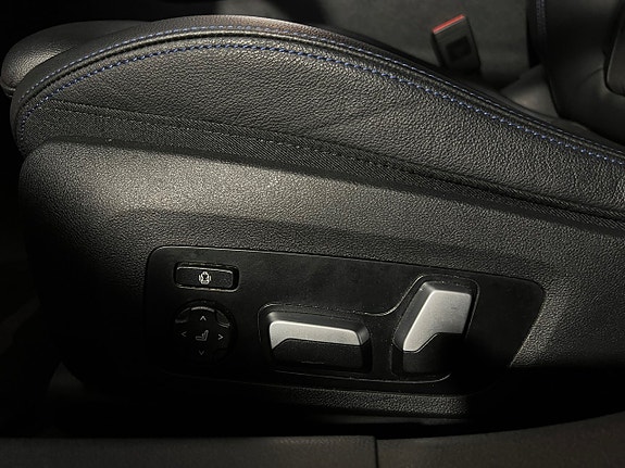BMW 330e 7 of 22
