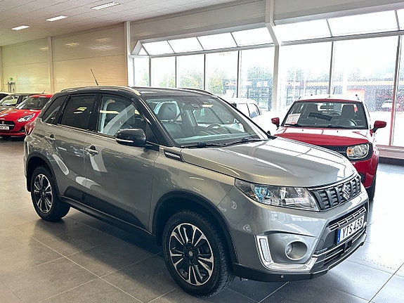 Suzuki Vitara 4 of 17