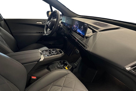 BMW iX 6 of 21