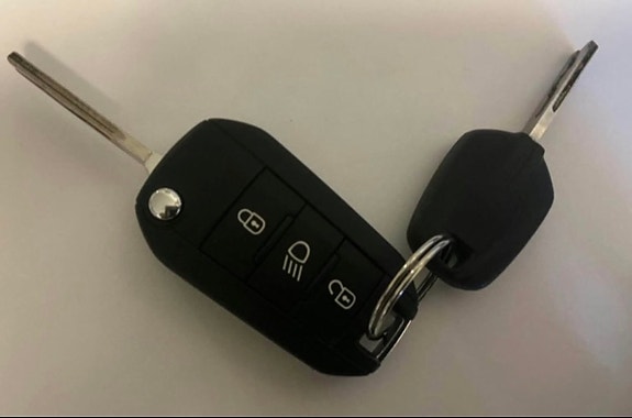 Peugeot 208 6 of 8