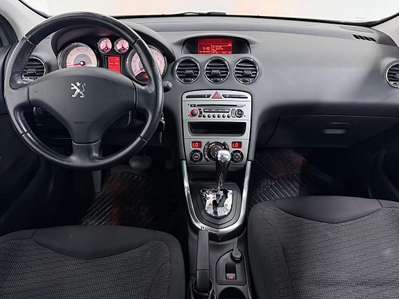 Peugeot 308 SW 14 of 22