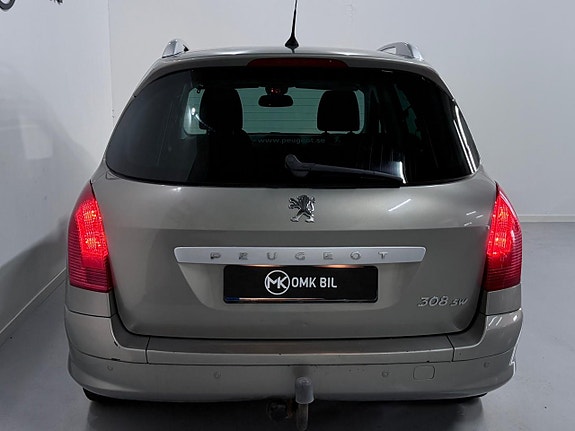 Peugeot 308 SW 7 of 22