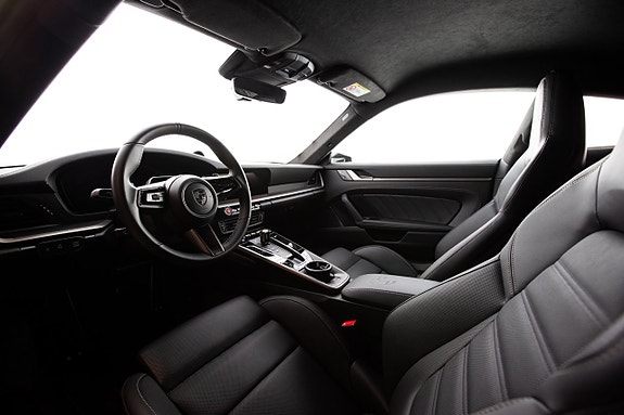 Porsche 911 12 of 30