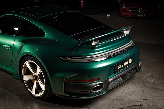 Porsche 911 5 of 30