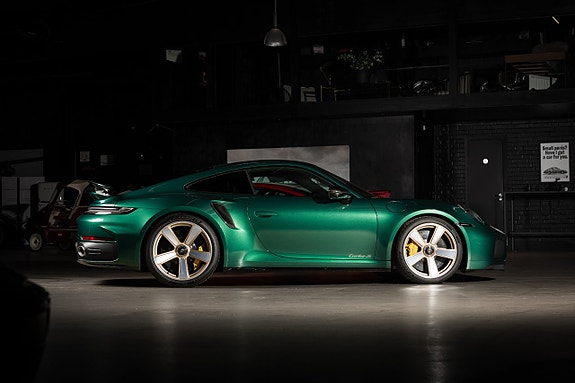 Porsche 911 7 of 30