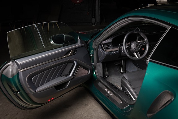 Porsche 911 9 of 30