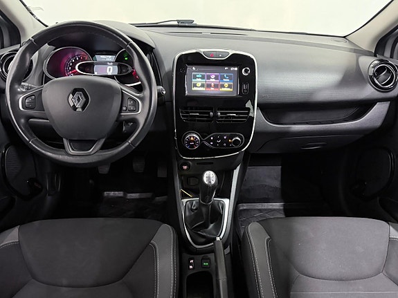 Renault Clio 13 of 23