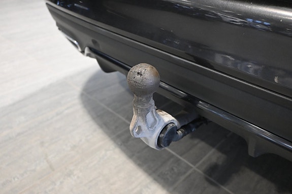 Mercedes-Benz C300 16 of 25