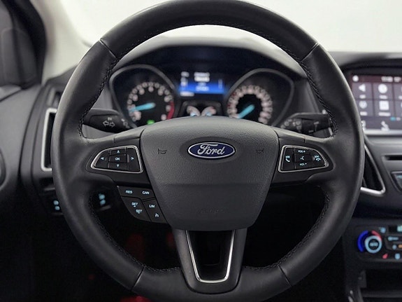 Ford Focus 14 of 23