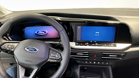Ford Transit Connect 4 of 9