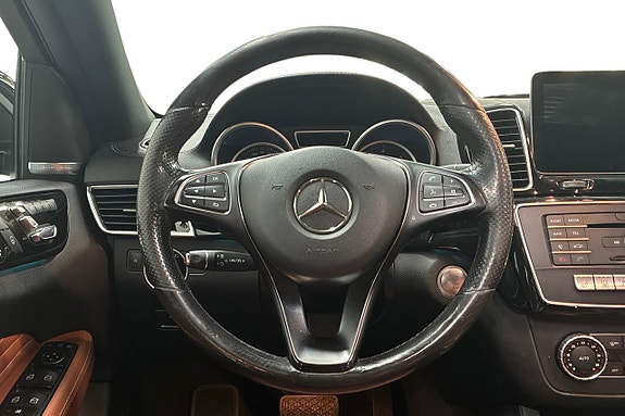 Mercedes-Benz GLE350 d 15 of 27