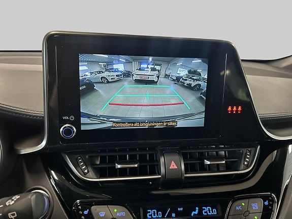 Toyota C-HR 17 of 19